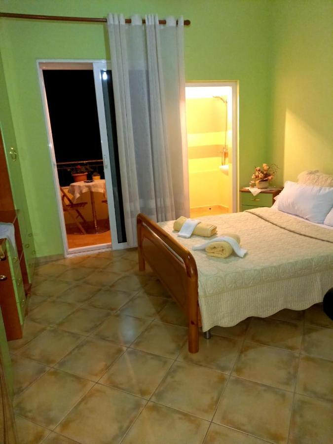 ManthoGuestHouse Gjirokastër Extérieur photo